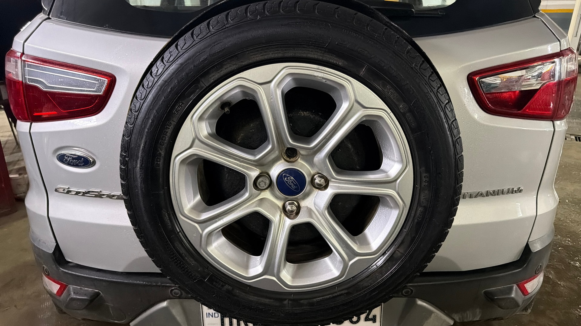 View 2019 Ford EcoSport 1.5 TDCi Diesel Ambiente BS IV Image 26 Used 2019 Ford EcoSport 1.5 TDCi Diesel Ambiente BS IV Image 26
