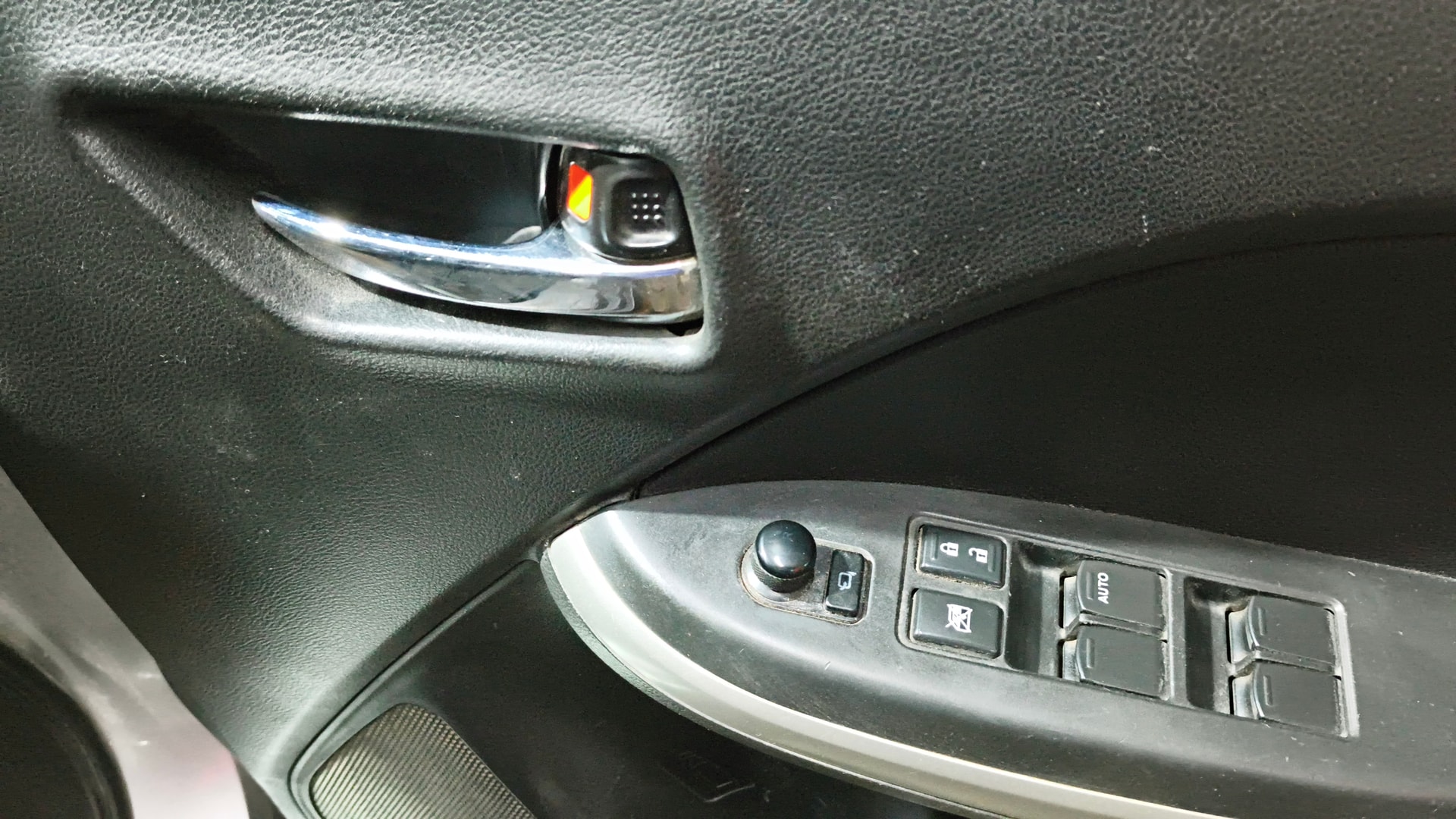 View 2017 Maruti Suzuki 1000 Base Variant Image 33 Used 2017 Maruti Suzuki 1000 Base Variant Image 33