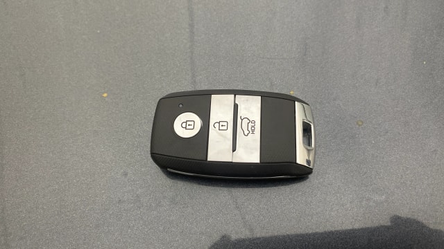 View Kia Carens Image 20 Used Kia Carens Image 20