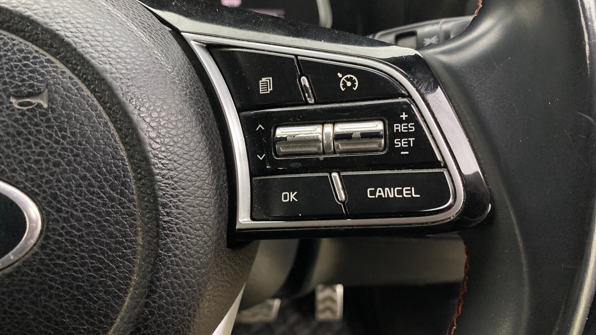 View 2021 Kia Sonet GTX Plus DCT Petrol Image 3 Used 2021 Kia Sonet GTX Plus DCT Petrol Image 3