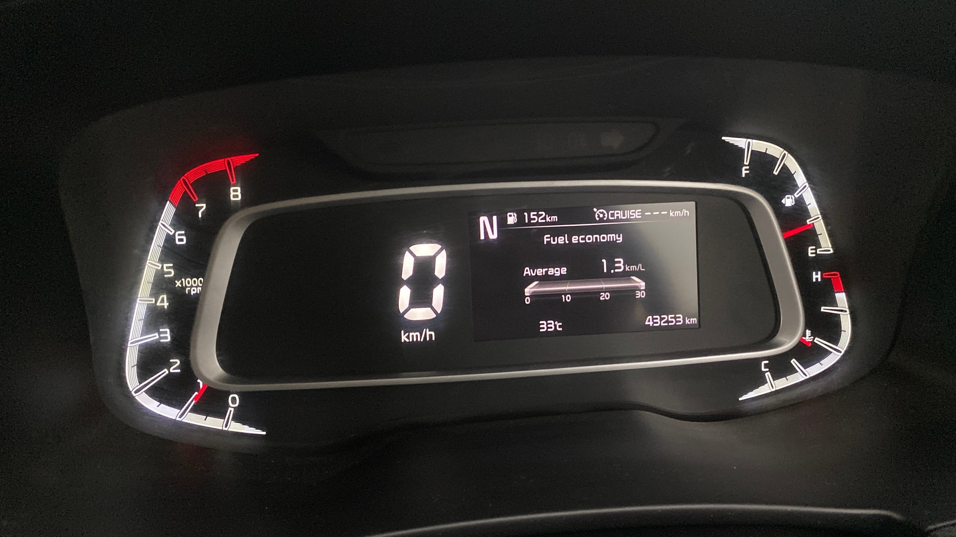 View 2021 Kia Sonet GTX Plus DCT Petrol Image 21 Used 2021 Kia Sonet GTX Plus DCT Petrol Image 21