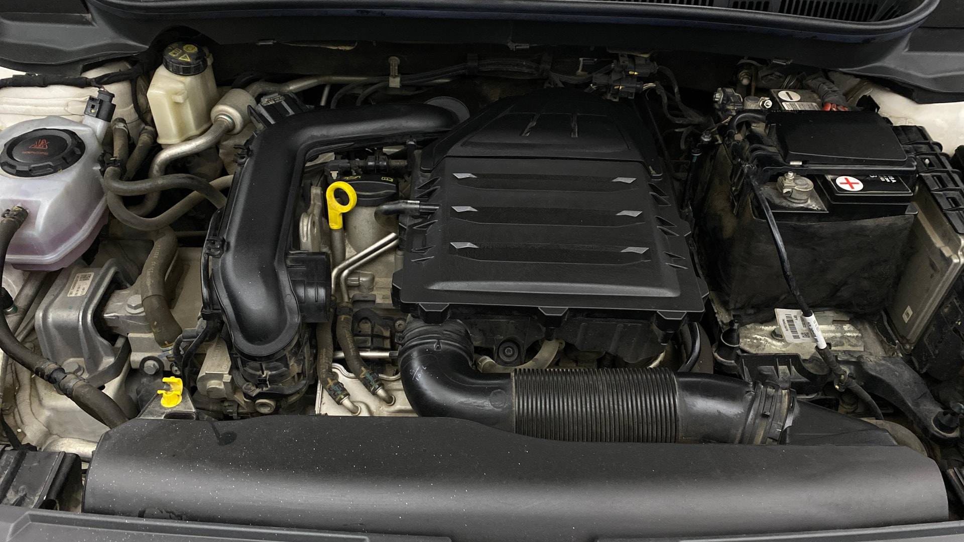 View 2022 Skoda Kushaq Style 1.0 TSI AT - 6 Airbags Image 46 Used 2022 Skoda Kushaq Style 1.0 TSI AT - 6 Airbags Image 46