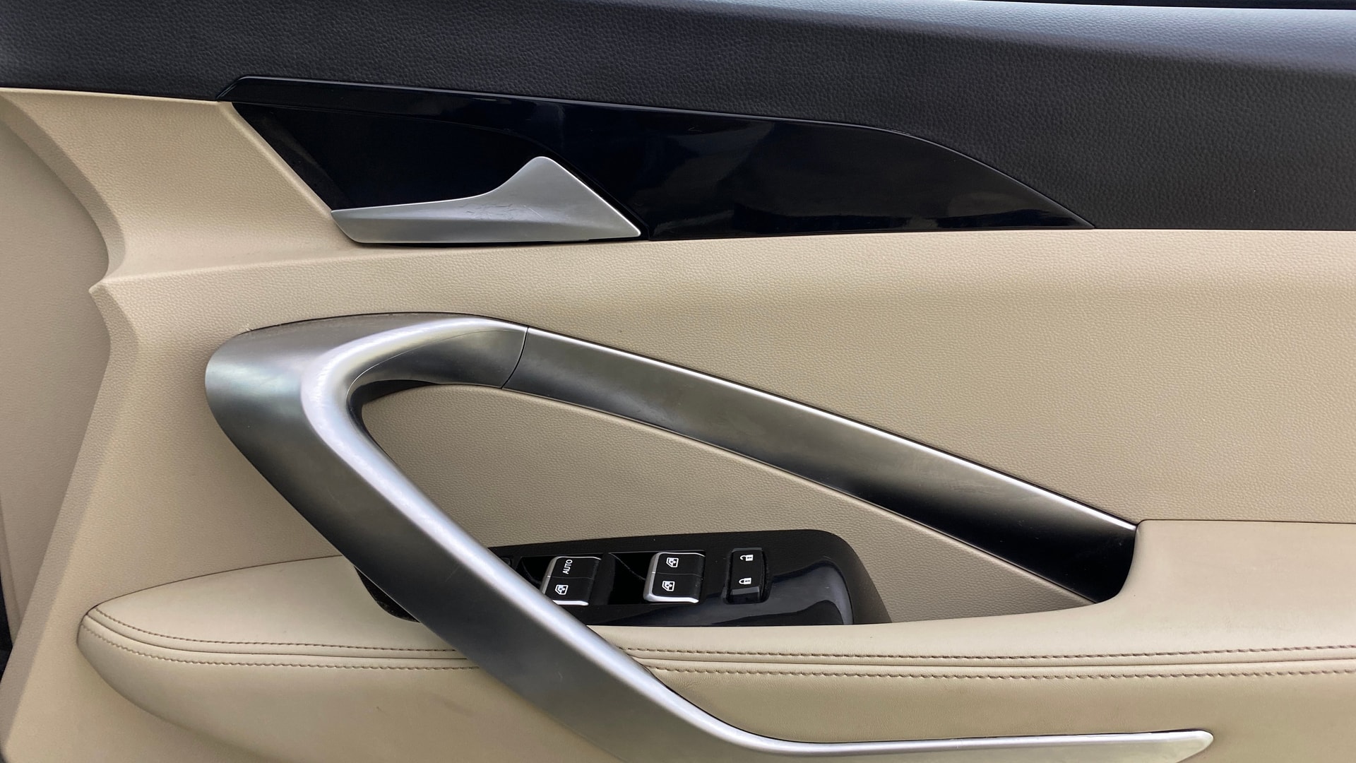 View 2022 MG Hector Sharp CVT Petrol Image 40 Used 2022 MG Hector Sharp CVT Petrol Image 40