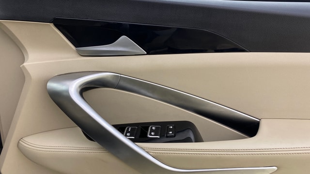 View MG Hector Image 40 Used MG Hector Image 40