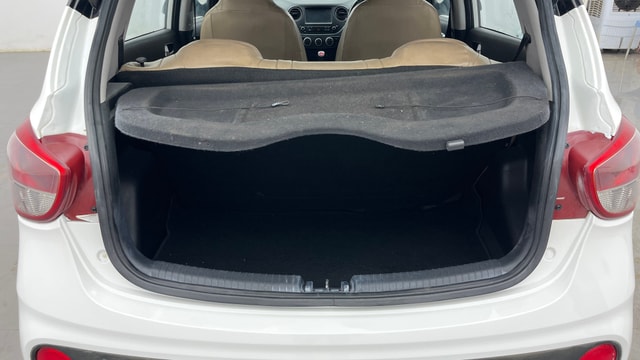 View Hyundai Grand i10 Image 10 Used Hyundai Grand i10 Image 10