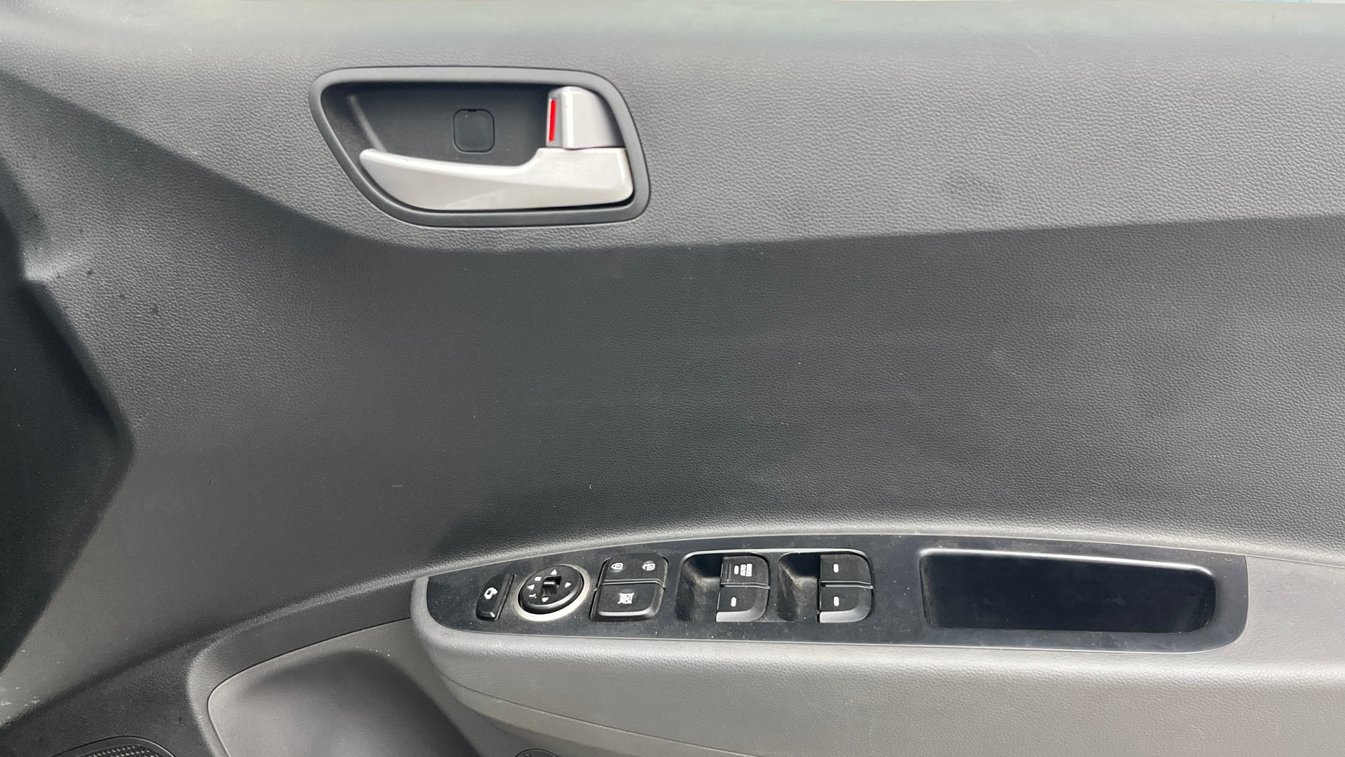 Used 2019 Hyundai Grand i10 Used 2019 Hyundai Grand i10