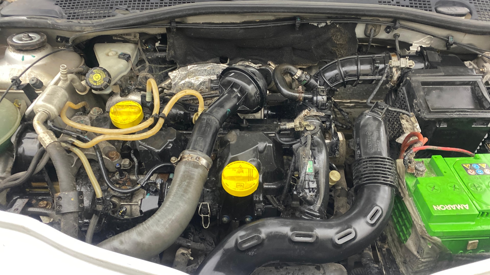 View 2015 Renault Duster Diesel 85PS STD Image 40 Used 2015 Renault Duster Diesel 85PS STD Image 40