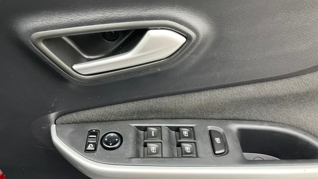 View Nissan Magnite Image 34 Used Nissan Magnite Image 34
