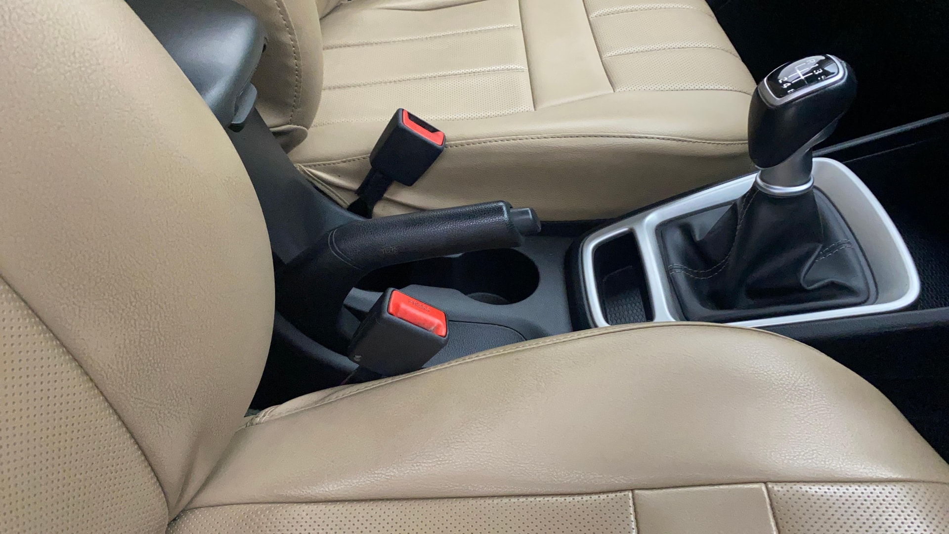 View 2021 Hyundai Venue SX 1.0 iMT Petrol Image 39 Used 2021 Hyundai Venue SX 1.0 iMT Petrol Image 39