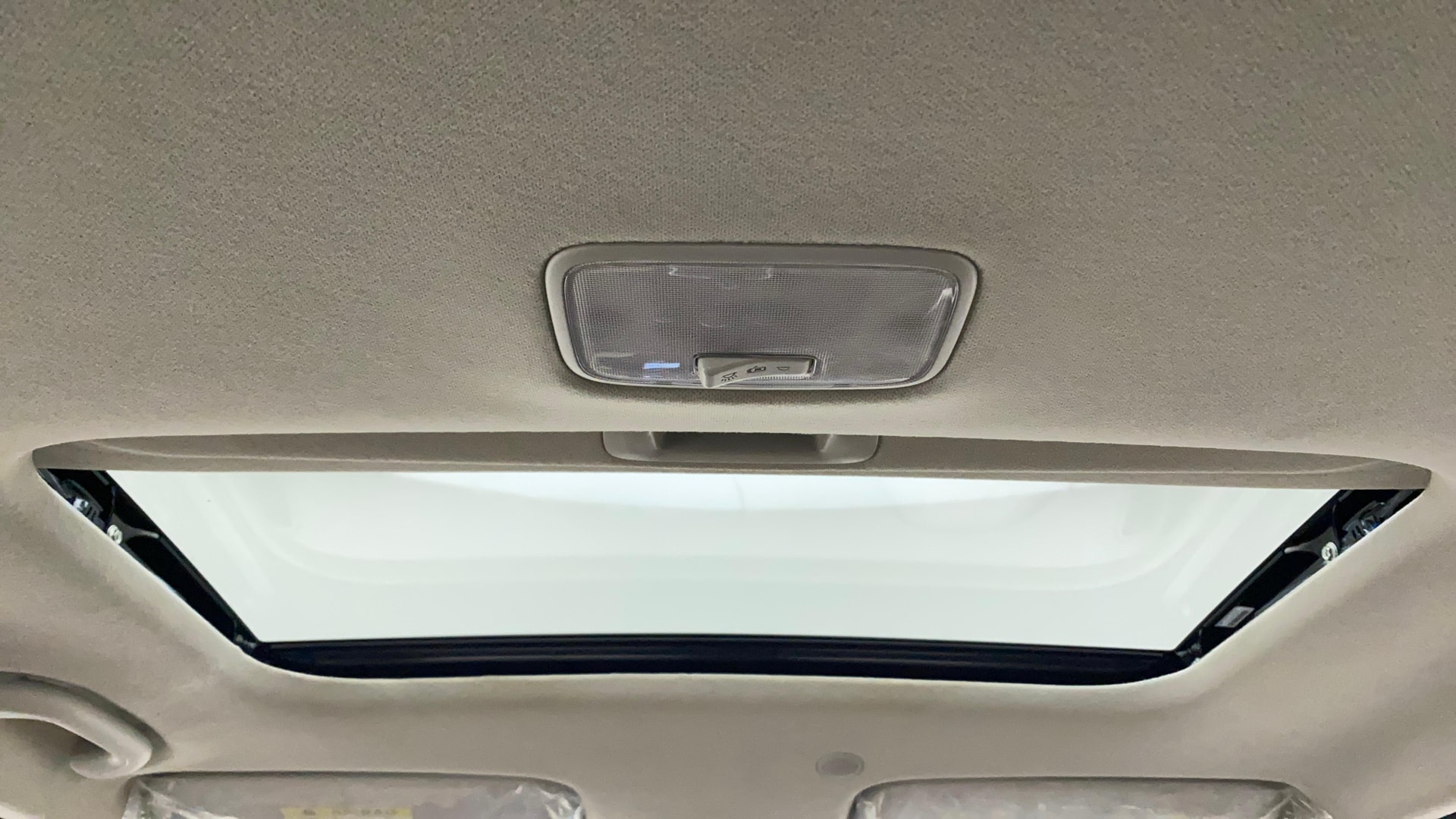 View 2021 Hyundai Venue SX 1.0 iMT Petrol Image 34 Used 2021 Hyundai Venue SX 1.0 iMT Petrol Image 34