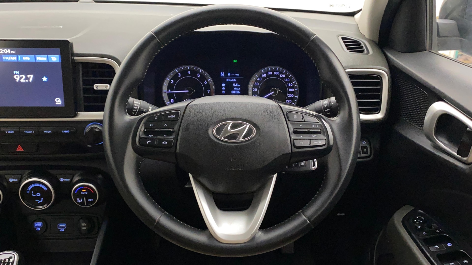 View 2021 Hyundai Venue SX 1.0 iMT Petrol Image 14 Used 2021 Hyundai Venue SX 1.0 iMT Petrol Image 14