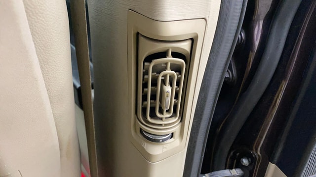 View Mahindra XUV500 Image 41 Used Mahindra XUV500 Image 41