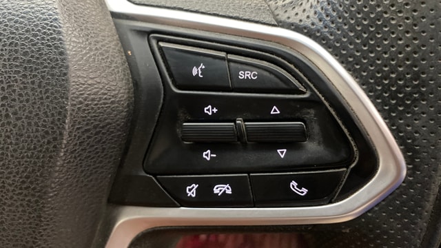 View MG Hector Plus Image 3 Used MG Hector Plus Image 3