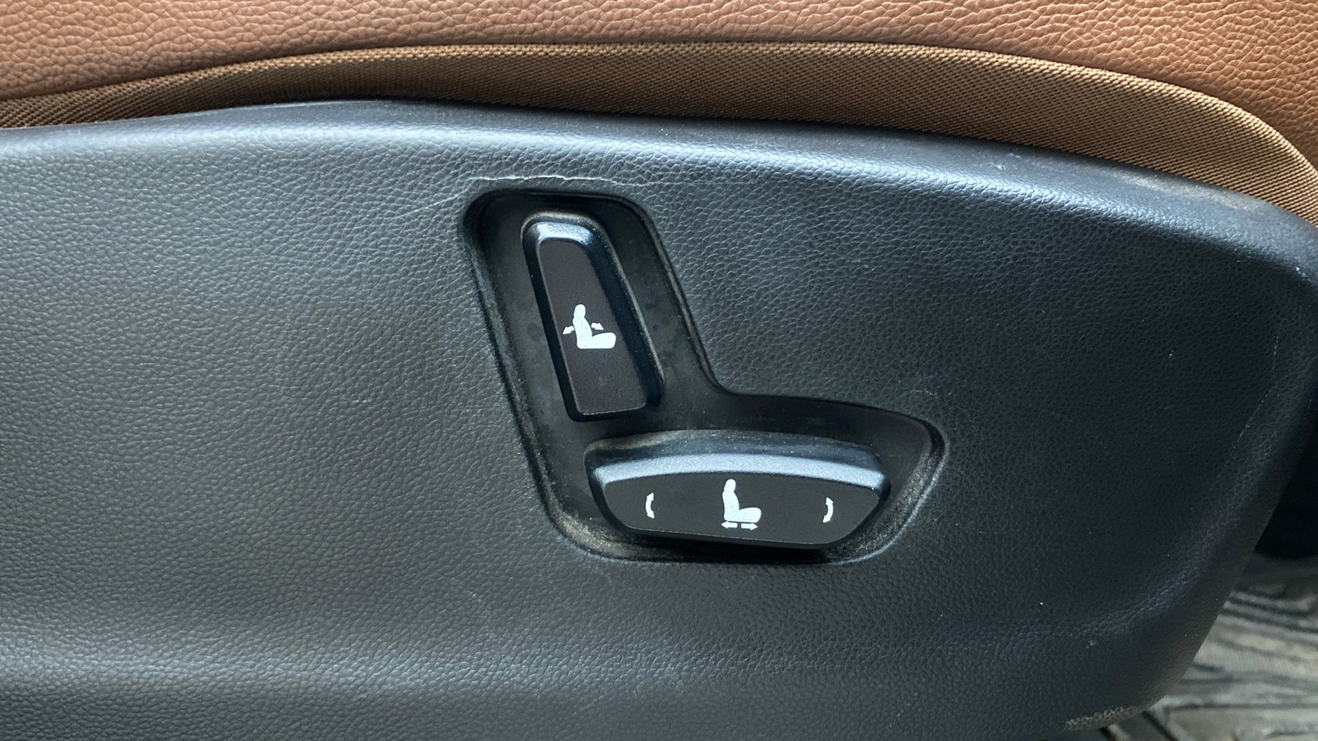 View 2021 MG Hector Plus Sharp Turbo 6 Seater Diesel Image 12 Used 2021 MG Hector Plus Sharp Turbo 6 Seater Diesel Image 12