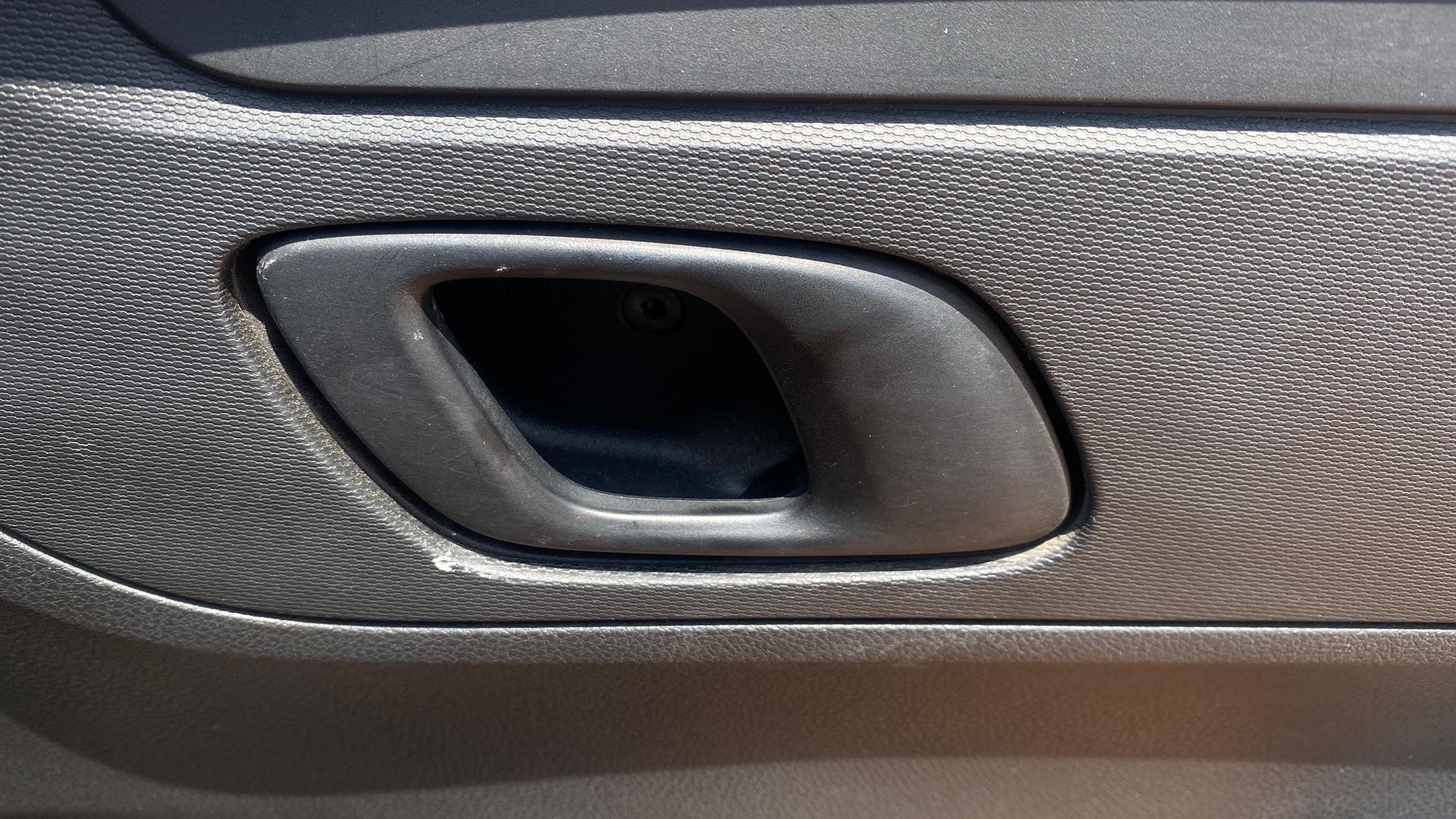 View 2022 Renault Kwid RXT 1.0 Image 33 Used 2022 Renault Kwid RXT 1.0 Image 33