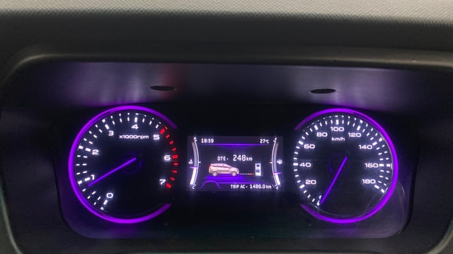 View Mahindra Marazzo Image 36 Used Mahindra Marazzo Image 36