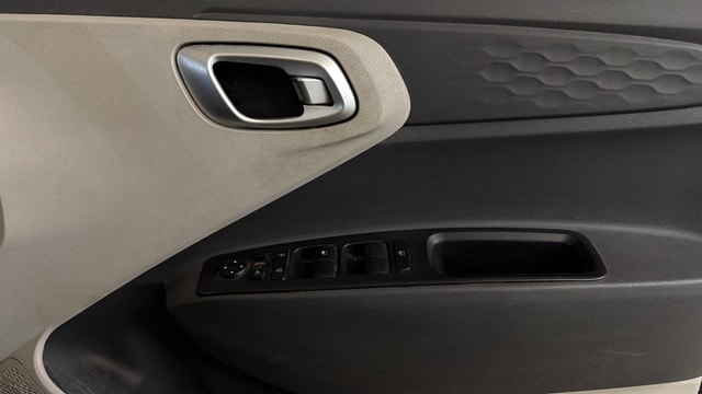 View Hyundai Aura Image 33 Used Hyundai Aura Image 33