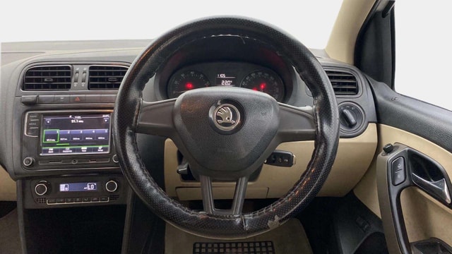View Skoda Rapid Image 11 Used Skoda Rapid Image 11