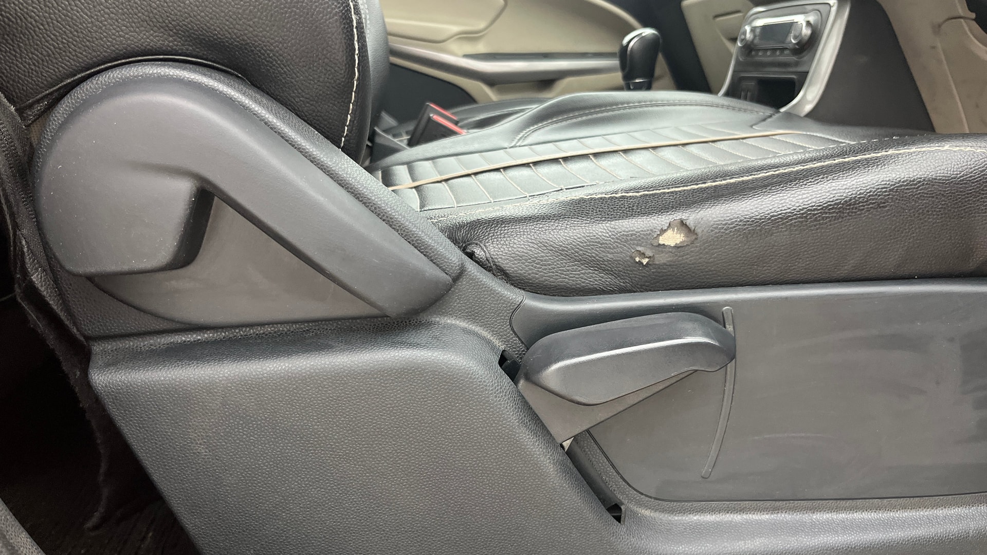 View 2020 Ford EcoSport 1.5 TDCi Diesel Ambiente BS IV Image 18 Used 2020 Ford EcoSport 1.5 TDCi Diesel Ambiente BS IV Image 18