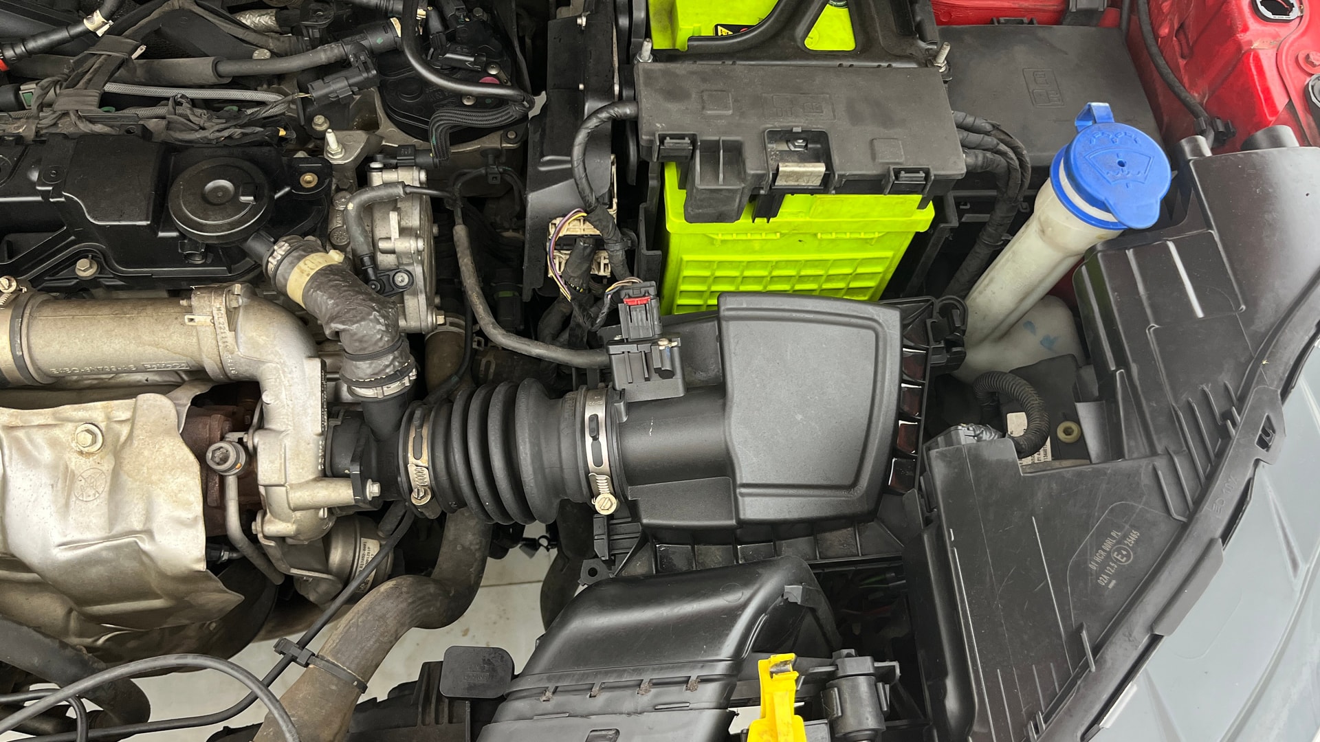 View 2020 Ford EcoSport 1.5 TDCi Diesel Ambiente BS IV Image 13 Used 2020 Ford EcoSport 1.5 TDCi Diesel Ambiente BS IV Image 13