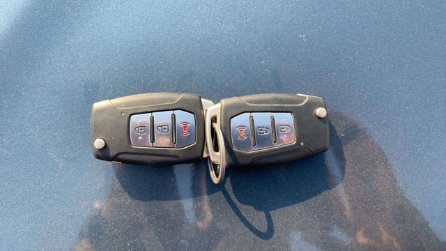 View Mahindra XUV300 Image 14 Used Mahindra XUV300 Image 14