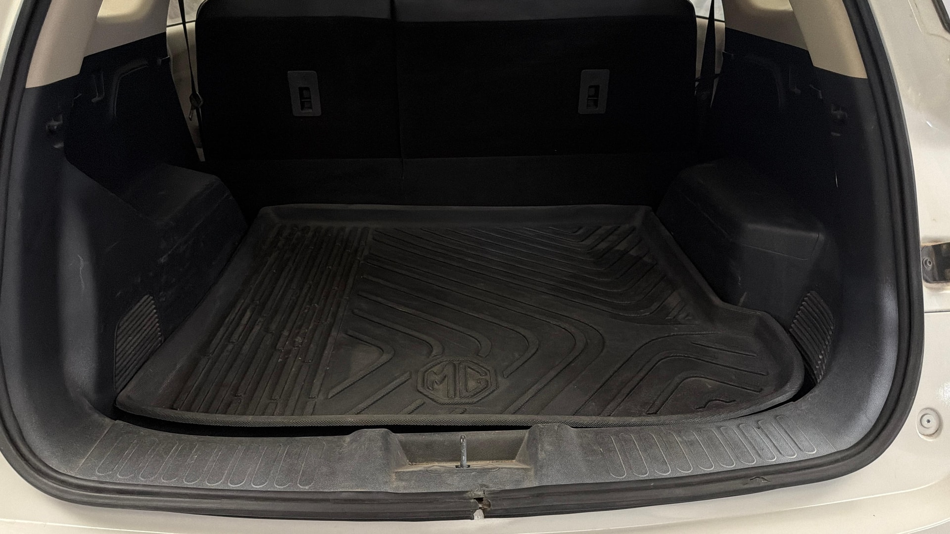 View 2021 MG Hector Sharp Diesel Image 7 Used 2021 MG Hector Sharp Diesel Image 7