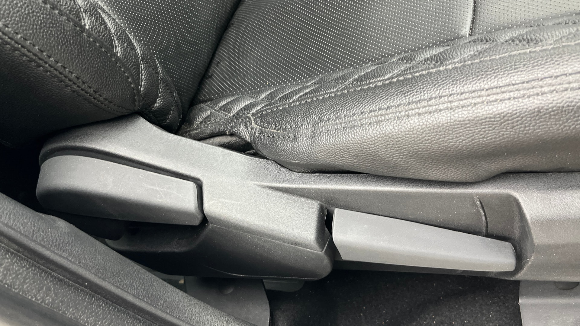 View 2022 Nissan Magnite XV Image 18 Used 2022 Nissan Magnite XV Image 18