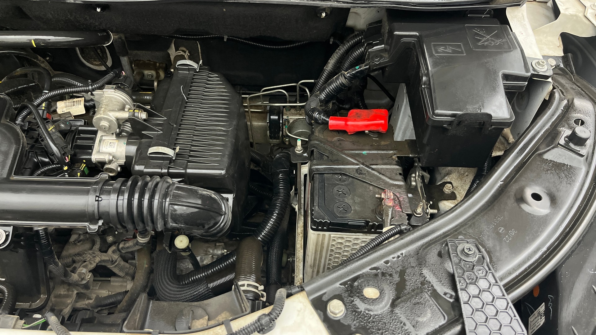 View 2022 Nissan Magnite XV Image 13 Used 2022 Nissan Magnite XV Image 13
