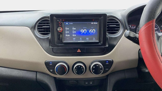 View Hyundai Grand i10 Image 17 Used Hyundai Grand i10 Image 17