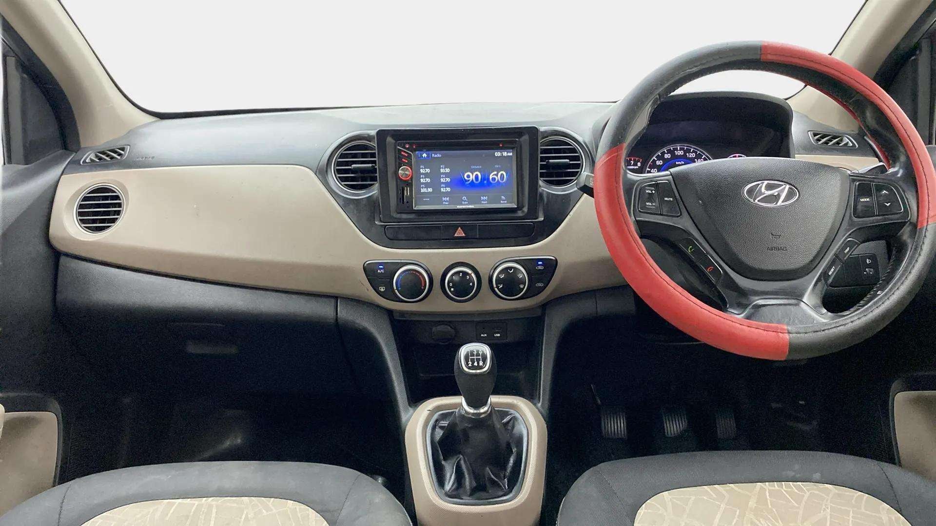 View 2014 Hyundai Grand i10 1.2 Asta Petrol Image 15 Used 2014 Hyundai Grand i10 1.2 Asta Petrol Image 15