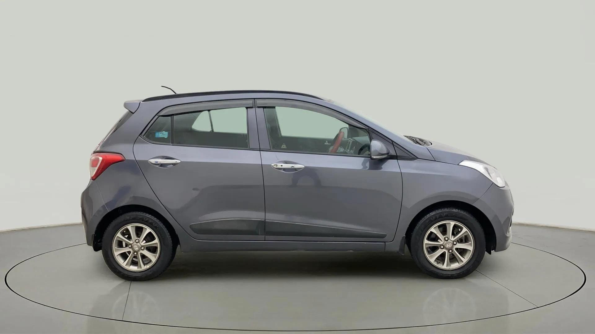 View 2014 Hyundai Grand i10 1.2 Asta Petrol Image 8 Used 2014 Hyundai Grand i10 1.2 Asta Petrol Image 8