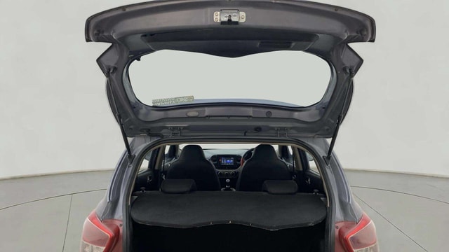 View Hyundai Grand i10 Image 16 Used Hyundai Grand i10 Image 16