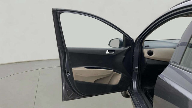 View Hyundai Grand i10 Image 29 Used Hyundai Grand i10 Image 29