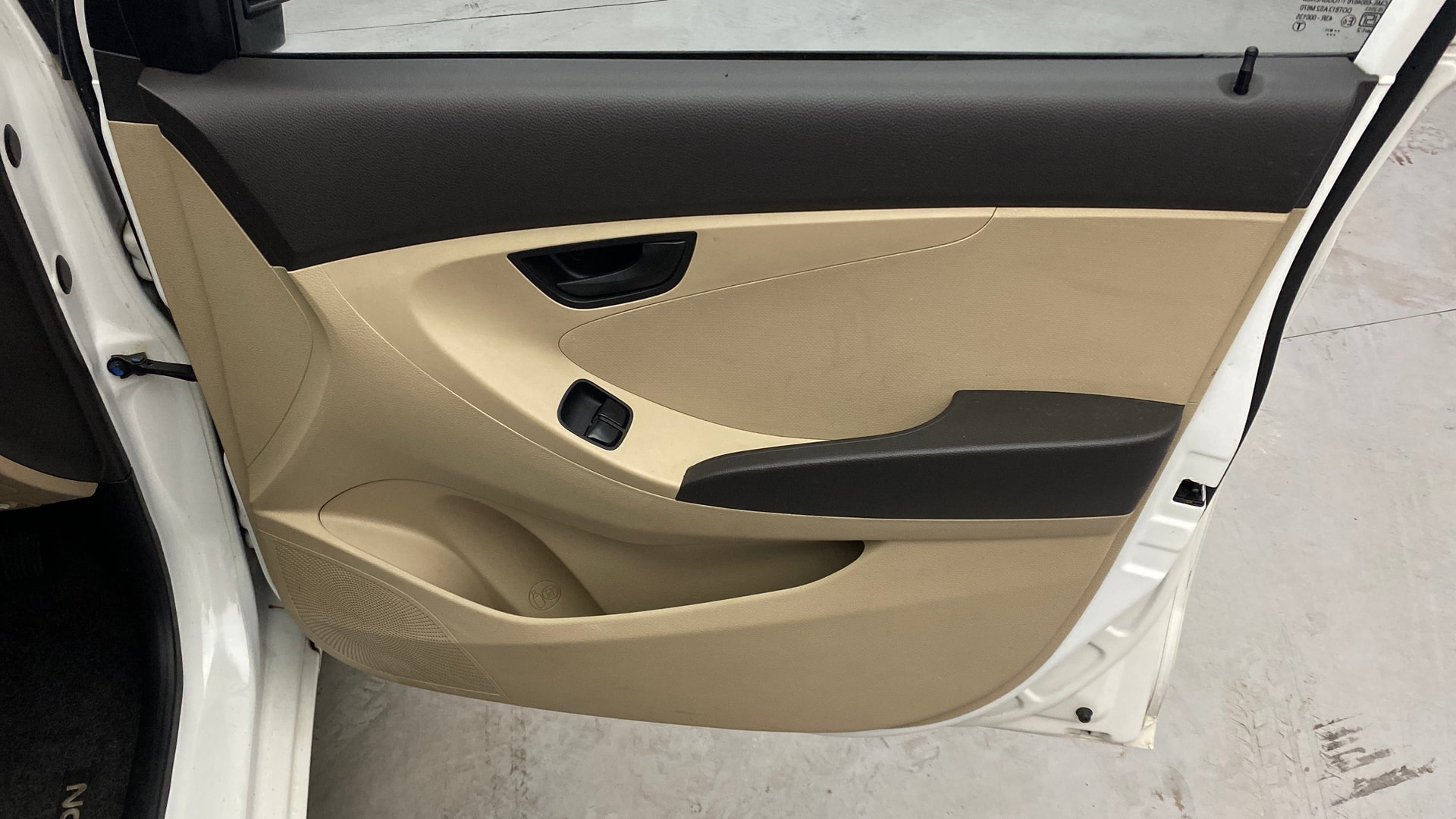 View 2017 Hyundai EON Era Plus Image 32 Used 2017 Hyundai EON Era Plus Image 32