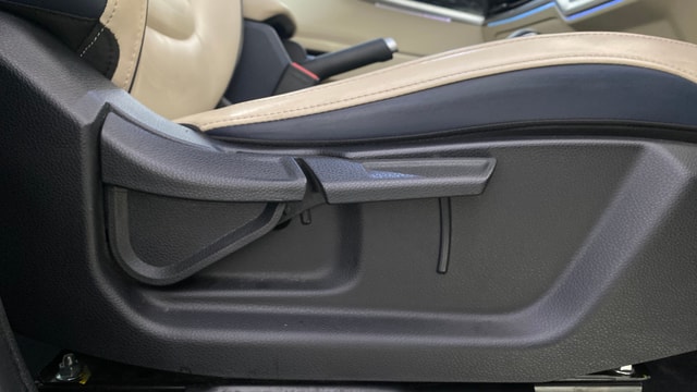 View Kia Carens Image 19 Used Kia Carens Image 19