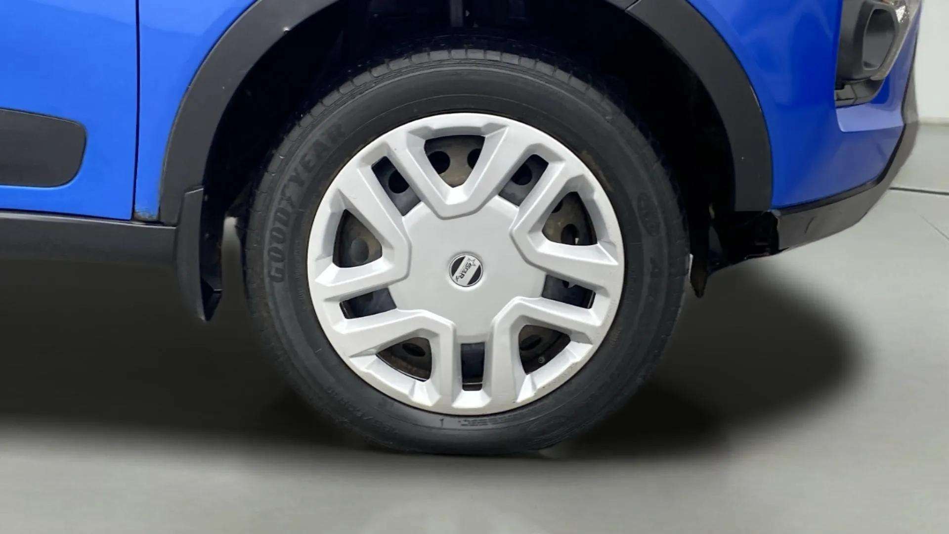 View 2020 Tata Nexon Revotron XE Image 38 Used 2020 Tata Nexon Revotron XE Image 38