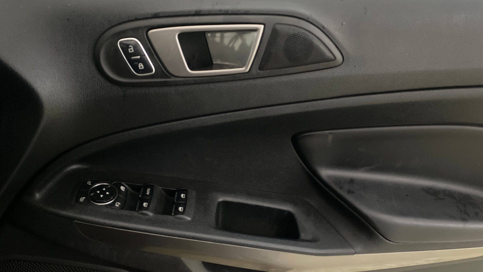 View 2019 Ford EcoSport 1.5 TDCi Diesel Ambiente BS IV Image 33 Used 2019 Ford EcoSport 1.5 TDCi Diesel Ambiente BS IV Image 33