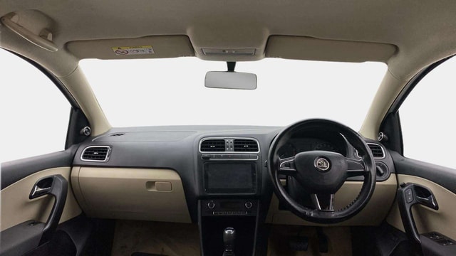 View Skoda Rapid Image 15 Used Skoda Rapid Image 15