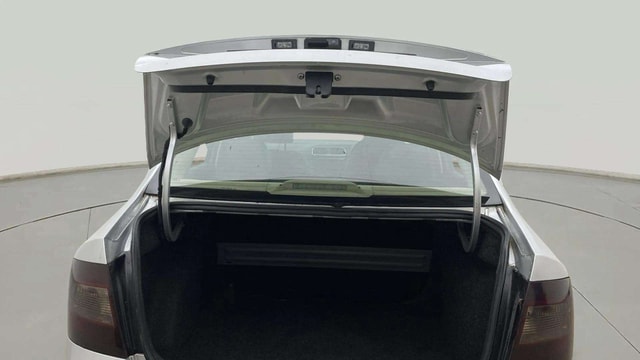 View Skoda Rapid Image 16 Used Skoda Rapid Image 16