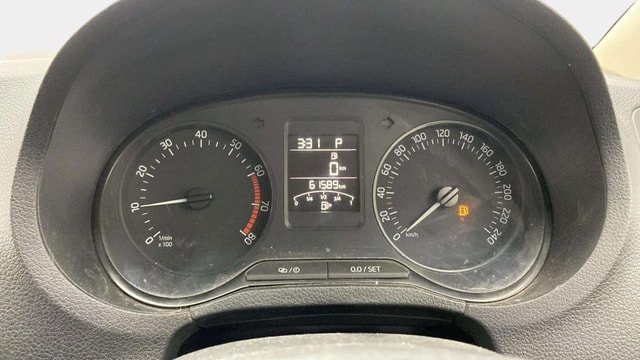 View Skoda Rapid Image 33 Used Skoda Rapid Image 33