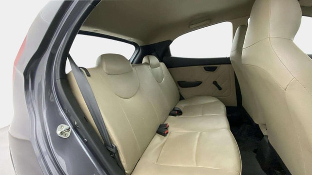 View Hyundai EON Image 27 Used Hyundai EON Image 27