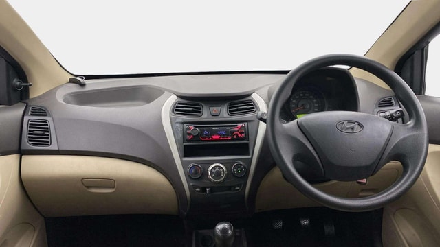 View Hyundai EON Image 15 Used Hyundai EON Image 15