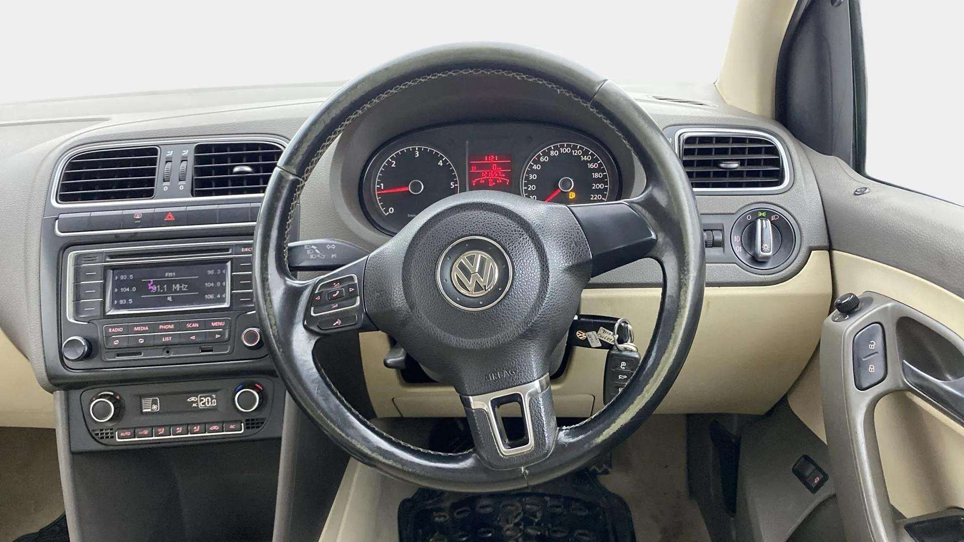 Used 2013 Volkswagen Vento Used 2013 Volkswagen Vento