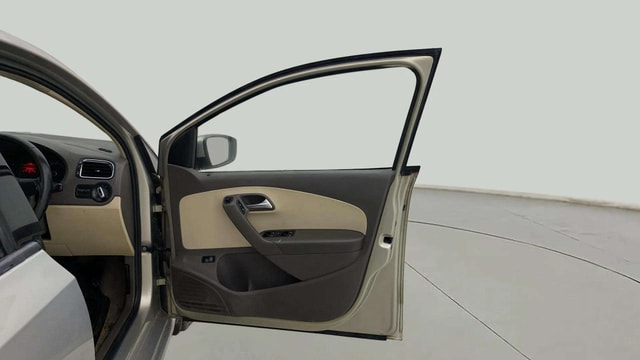 View Volkswagen Vento Image 43 Used Volkswagen Vento Image 43