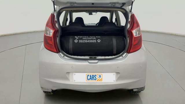 View Hyundai EON Image 35 Used Hyundai EON Image 35