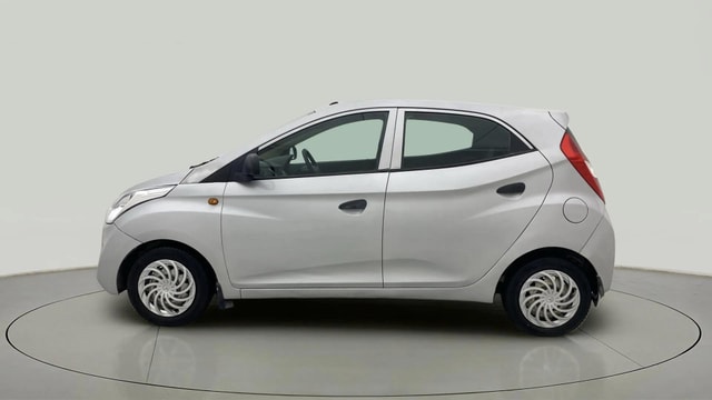 View Hyundai EON Image 5 Used Hyundai EON Image 5