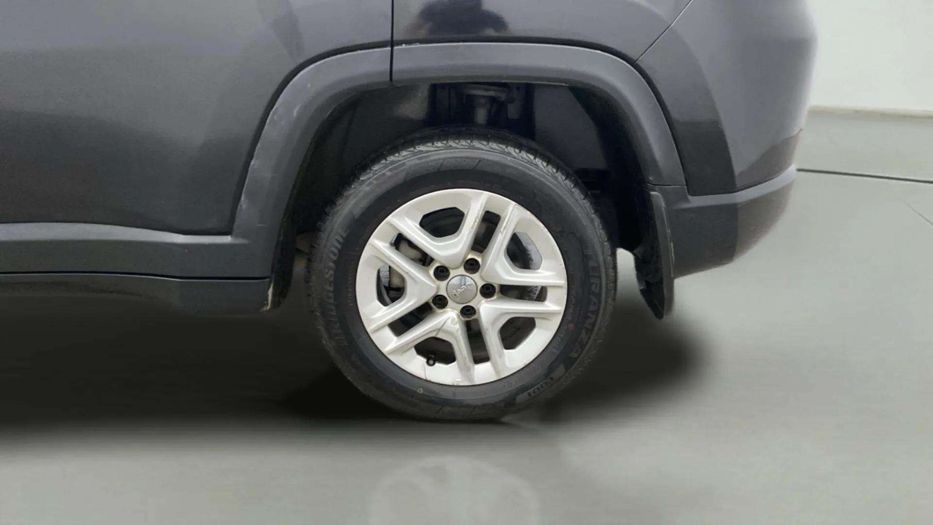 View 2019 Jeep Compass Sport Plus Diesel BS IV Image 7 Used 2019 Jeep Compass Sport Plus Diesel BS IV Image 7