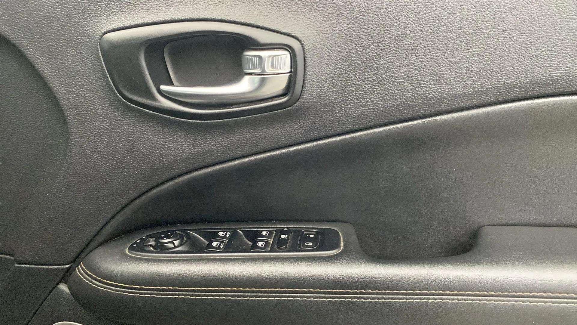 View 2019 Jeep Compass Sport Plus Diesel BS IV Image 37 Used 2019 Jeep Compass Sport Plus Diesel BS IV Image 37