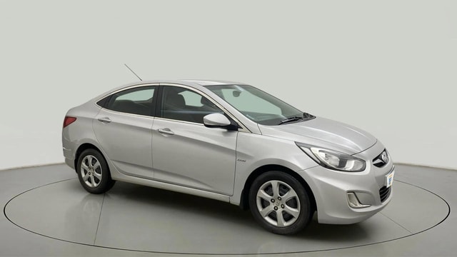 View Hyundai Fluidic Verna Image 34 Used Hyundai Fluidic Verna Image 34