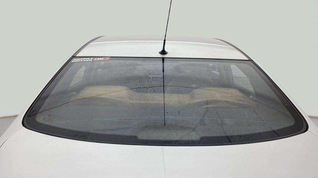 View Hyundai Fluidic Verna Image 4 Used Hyundai Fluidic Verna Image 4